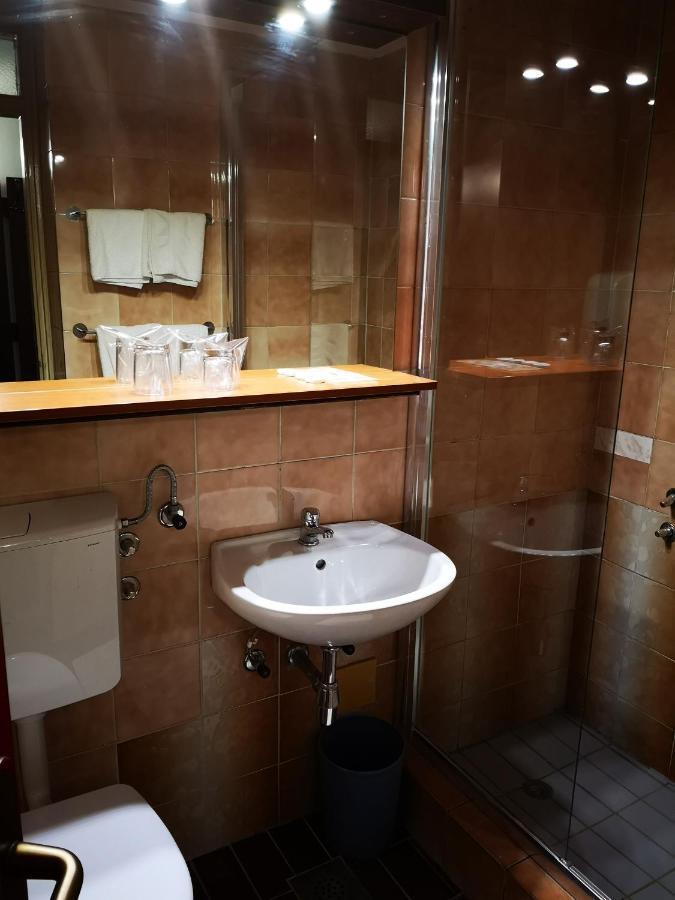 Motel Plitvice Zagreb Luaran gambar